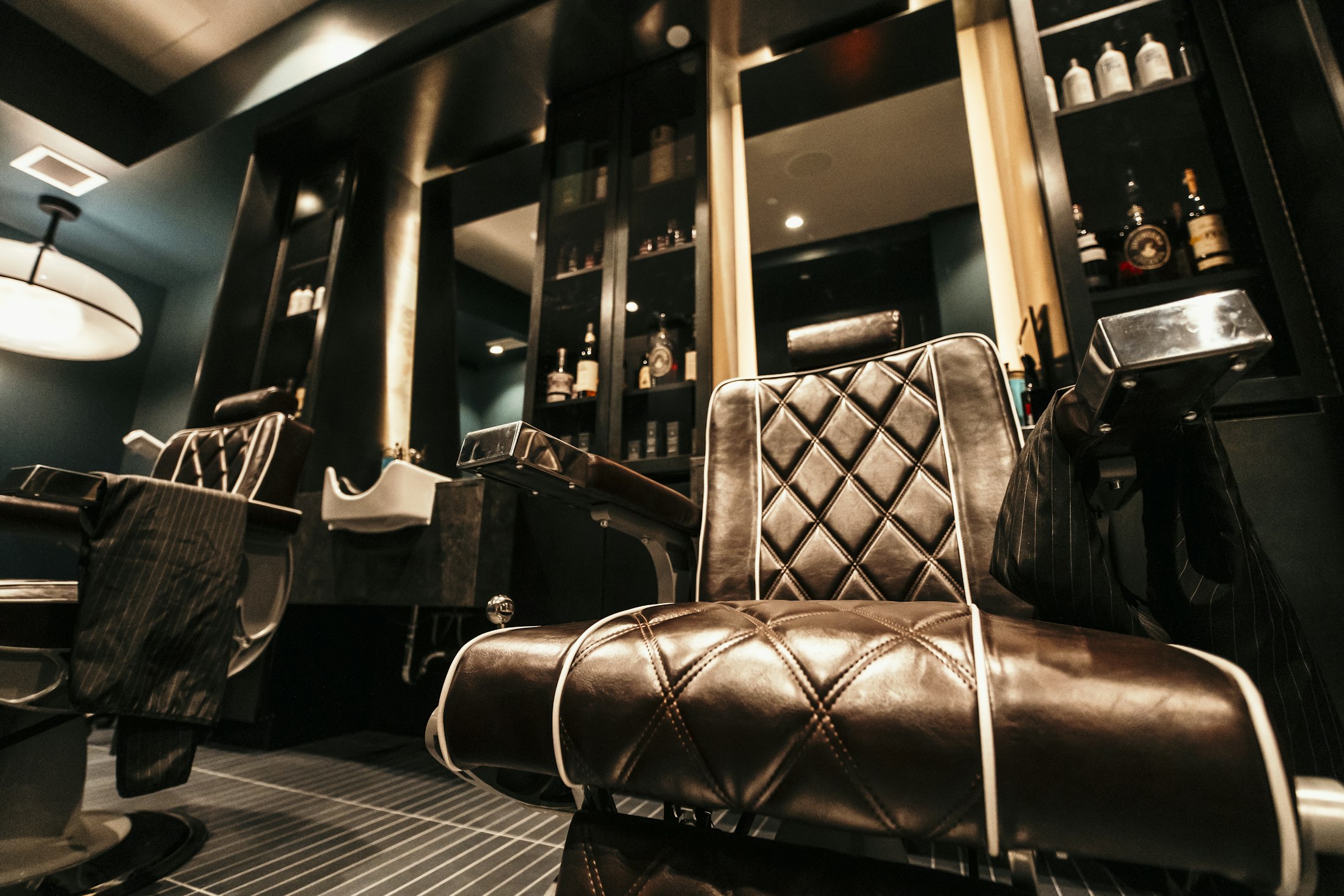 A luxurious salon chair waiting for its next client